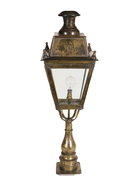 Balmoral pillar lamp