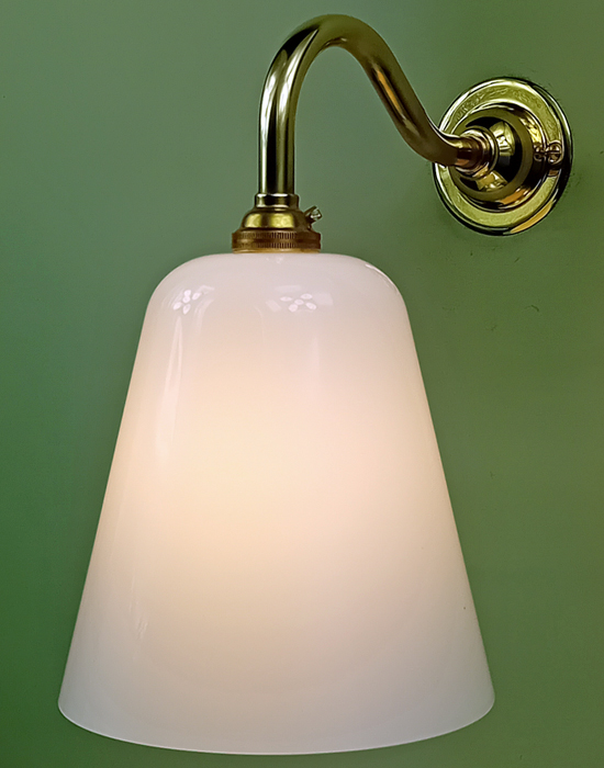 Single Opal Flowerpot Wall Light